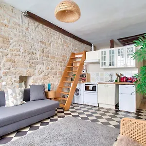 Appartement Luxurious 2 Bedrooms Louvre Moulins Free Netflix, Paris